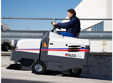 Dulevo 90Elite sweeper of driving type