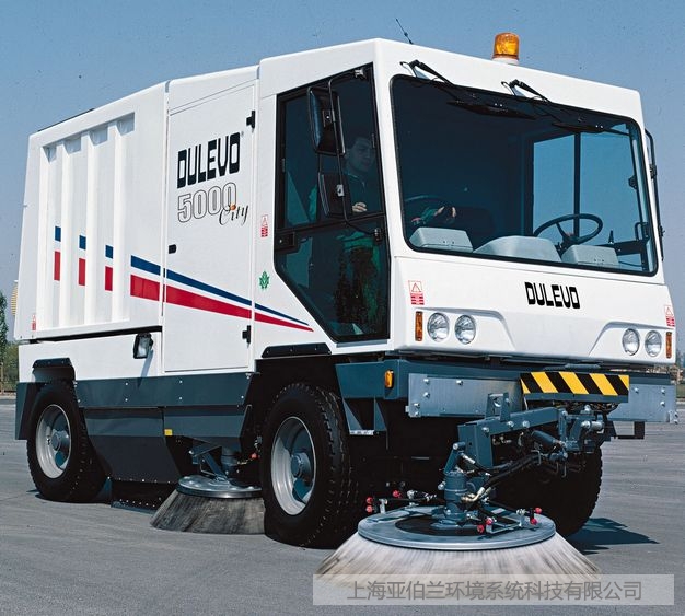 道路寶Dulevo 5000駕駛式掃地機(jī) 大型掃地車(chē) 道路清掃車(chē) 意大利道路寶掃地機(jī) 進(jìn)口掃地車(chē)